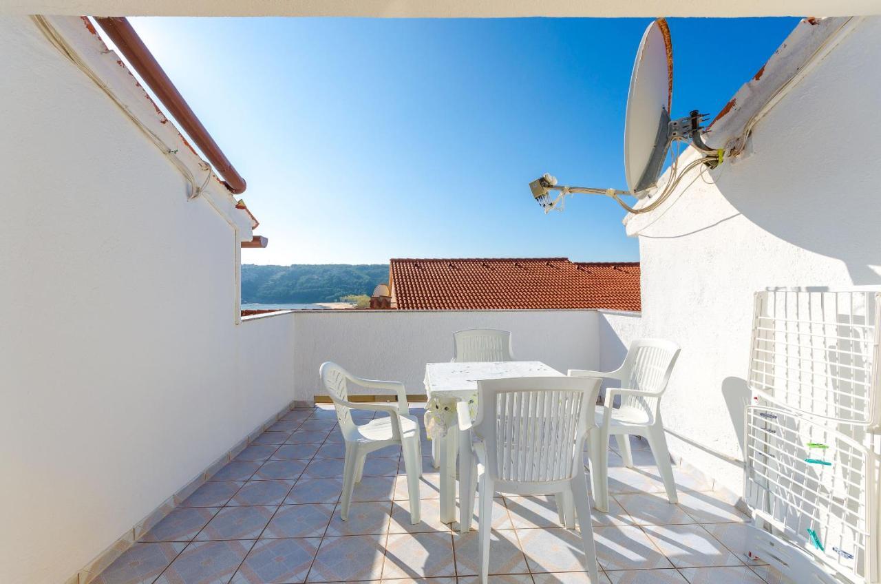Apartments Anica J Lopar Exterior photo