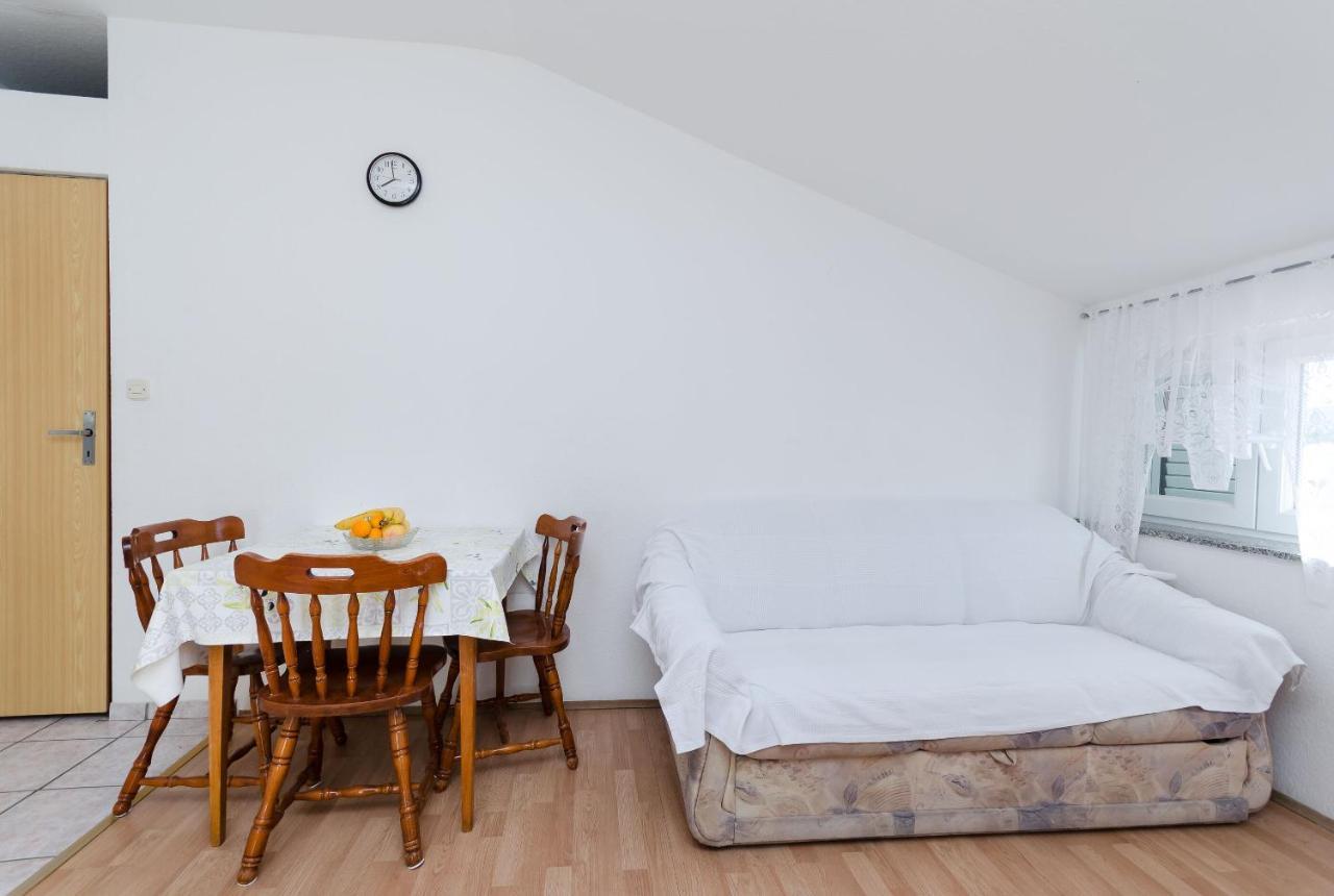 Apartments Anica J Lopar Exterior photo